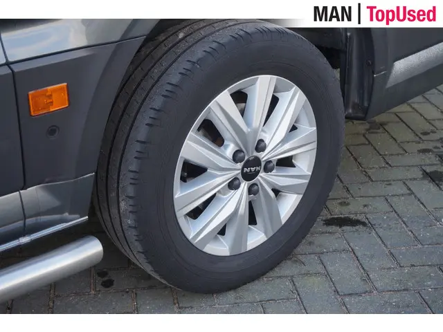 MAN TGE 2.140 2019 Diesel 24