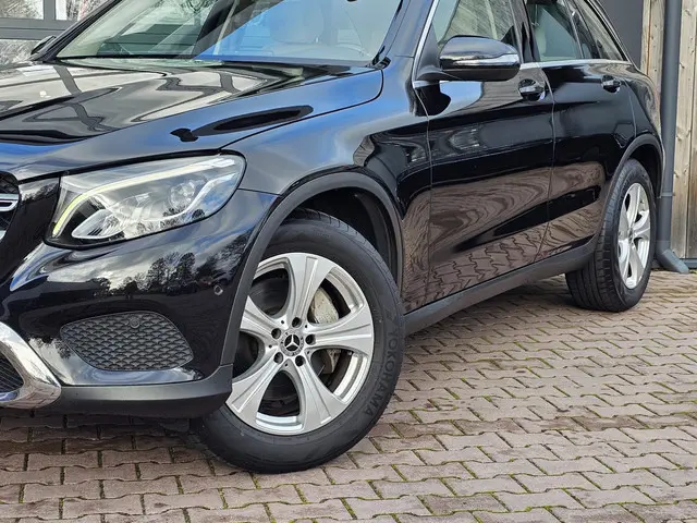 Mercedes-Benz GLC 250 4MATIC Prestige 2017 Benzine 49