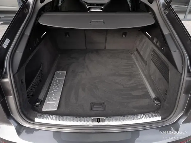 Audi A6 Avant 45 TFSI quattro S-Line 2019 Benzine 8