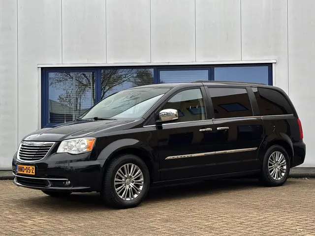 Chrysler Town & Country