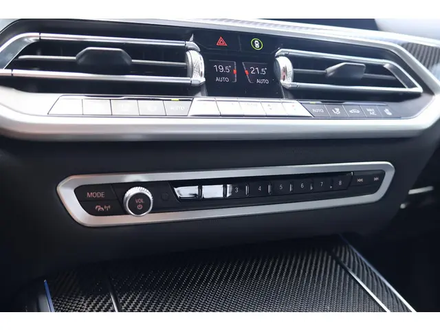 BMW X5 xDrive45e High Executive 2021 Hybride Benzine 65
