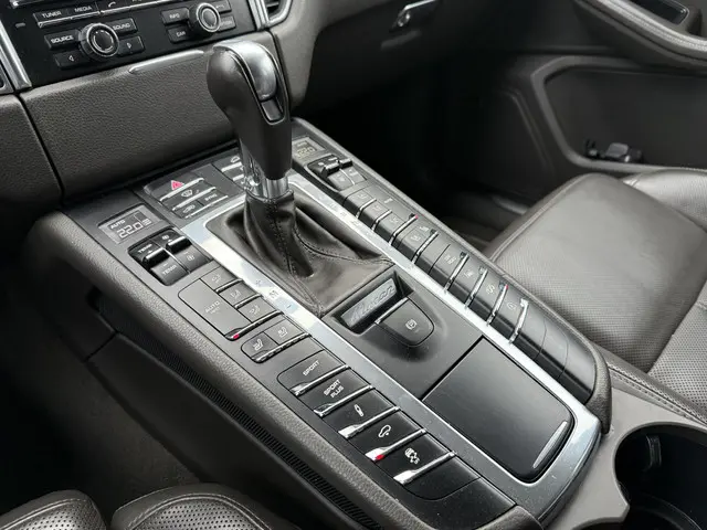 Porsche Macan 3.6 Turbo 2015 Benzine 19