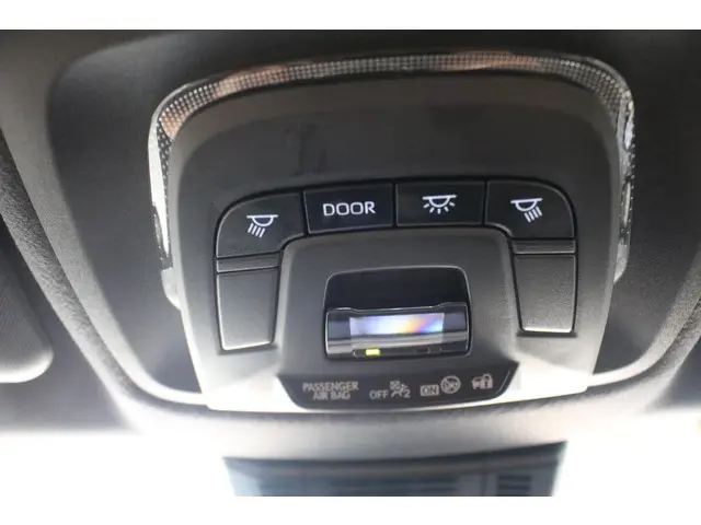 Toyota C-HR 1.8 Hybrid 140 Active 2024 Hybride Benzine 22