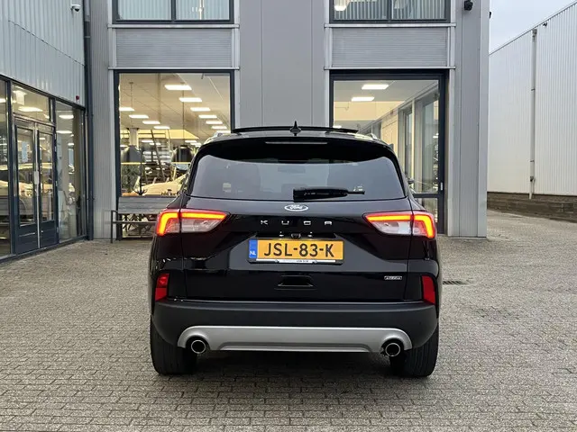 Ford Kuga 2.5 PHEV Titanium X 2024 Hybride Benzine 29