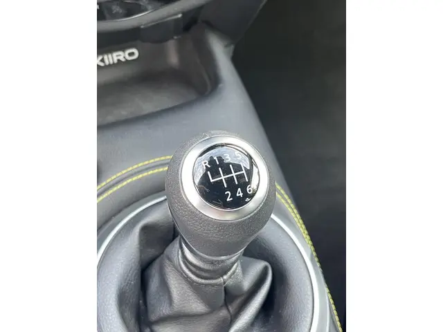 Nissan Juke 1.0 DIG-T Kiiro 2022 Benzine 25