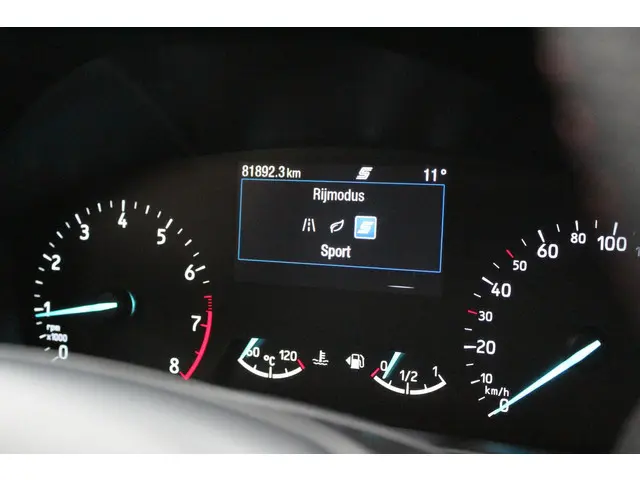 Ford Focus 1.0 EcoBoost ST Line Business 2020 Benzine 24