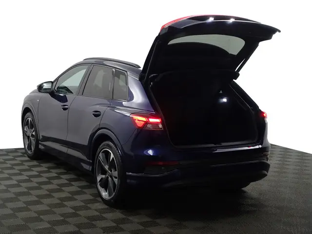 Audi Q4 e-tron 35 S Competition 55 kWh- 2021 Elektrisch 33