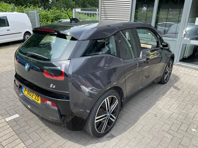 BMW i3 Basis 22 kWh 2013 Elektrisch 9