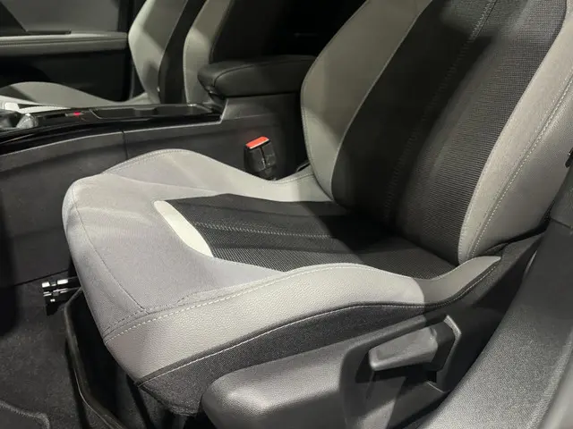 Opel Mokka 1.2 Turbo Elegance 2021 Benzine 8