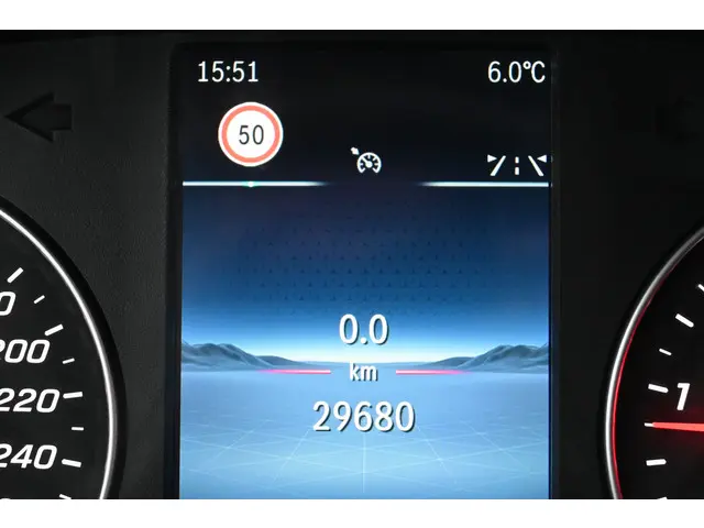 Mercedes-Benz Vito 116 CDI L2 Pro 2024 Diesel 18