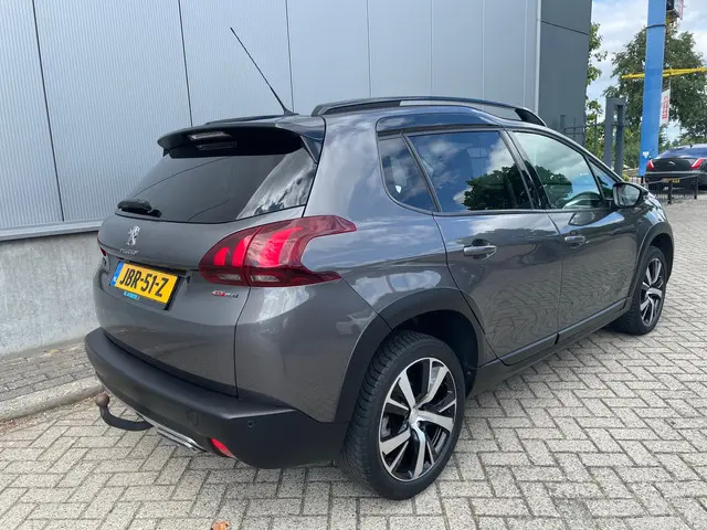 Peugeot 2008 1.2 PureTech GT-line 2018 Benzine 6