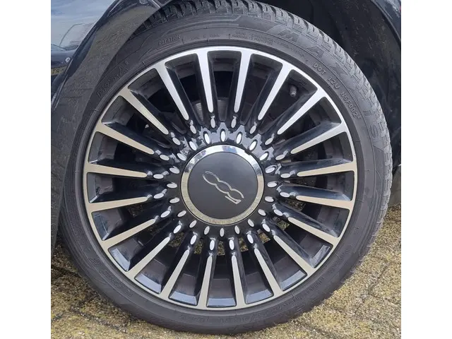 Fiat 500 0.9 TwinAir Turbo Collezione 2018 Benzine 13