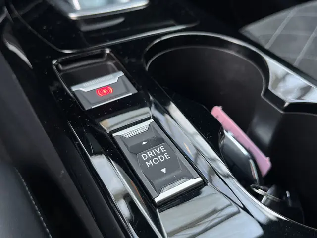 Peugeot e-2008 EV GT Pack 50 kWh 2022 Elektrisch 20