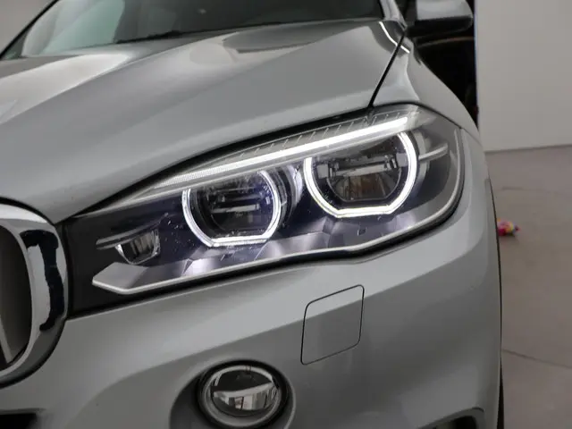 BMW X5 xDrive40e HYBRID 2015 Hybride Benzine 12