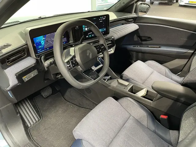 Renault 4 comfort range iconic 52 kWh 2025 Elektrisch 20