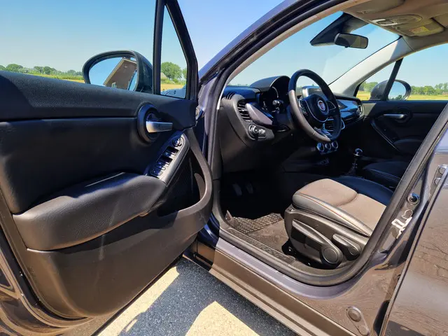 Fiat 500X 1.0 GSE Lounge 2020 Benzine 26