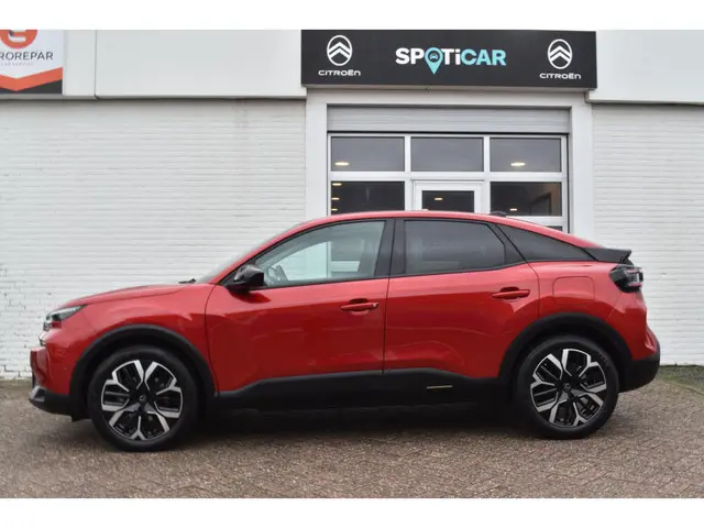 Citroën C4 Hybrid 136 DSC-6 Max 2025 Hybride Benzine