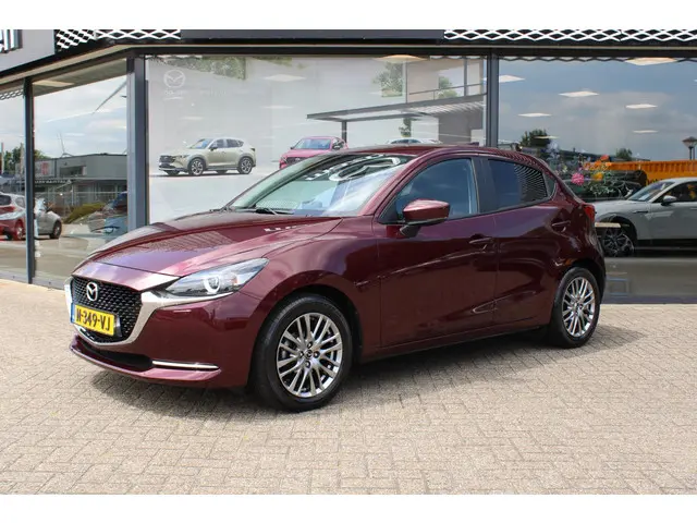Mazda 2 2