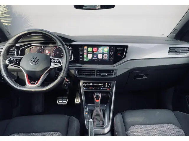 Volkswagen Polo 2.0 TSI GTI 2022 Benzine 6