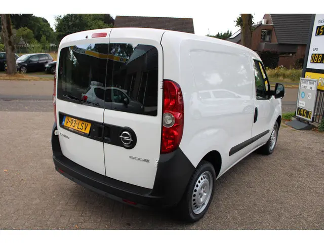 Opel Combo 1.4 L1H1 ecoFLEX 2015 Benzine 4