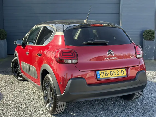 Citroën C3 1.2 PureTech S&S Shine 2017 Benzine 4