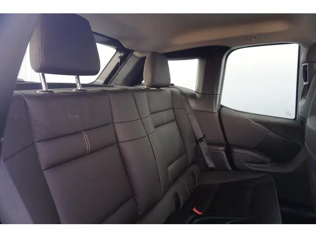 BMW i3 S 120Ah RoadStyle Edition 2020 Elektrisch 9