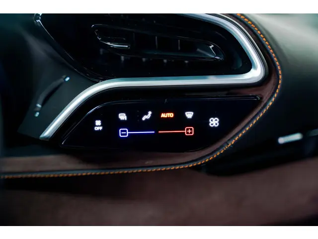 Ferrari 296 GTB 2024 Hybride Benzine 34