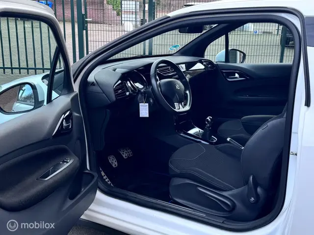 Citroën DS3 1.2 VTi So Chic 2014 Benzine 9