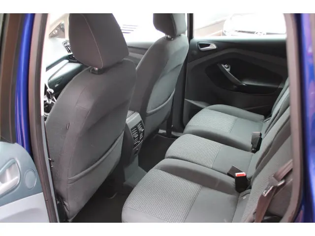 Ford C-MAX 1.0 Edition 2014 Benzine 9