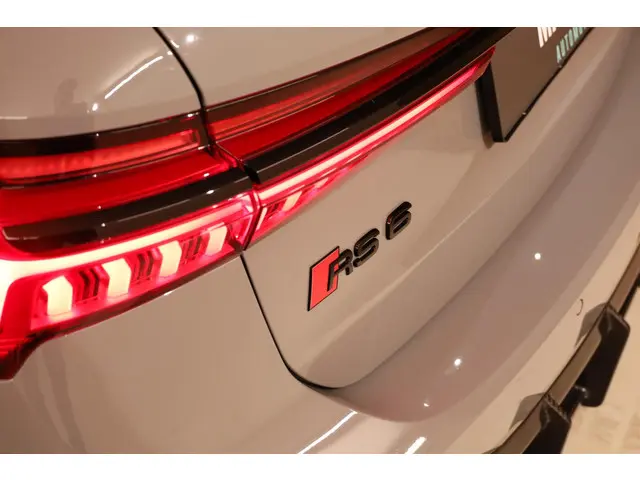 Audi RS6 A6 Avant TFSI quattro 2020 Benzine 43