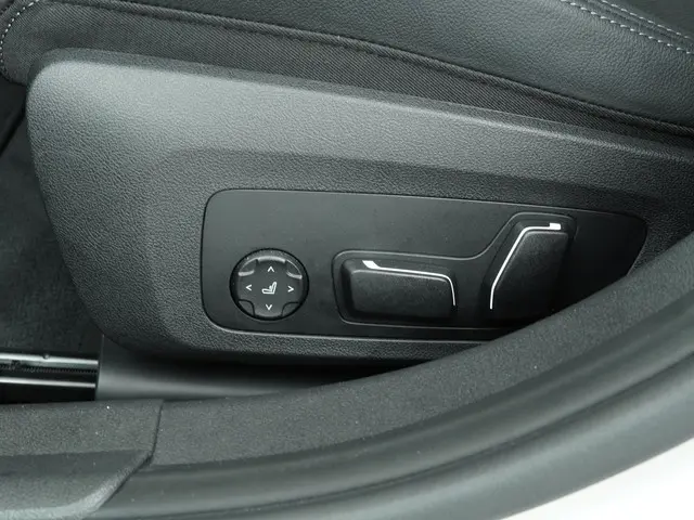 BMW 3 Serie Touring 330e 2025 Hybride Benzine 24