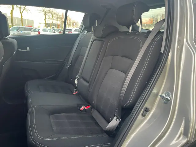 Kia Sportage 1.6 GDI X-treme ComfortLine 2016 Benzine 22