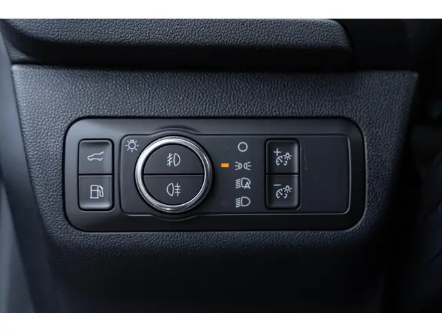 Ford Kuga 2.5 PHEV ST-Line X 2021 Hybride Benzine 31