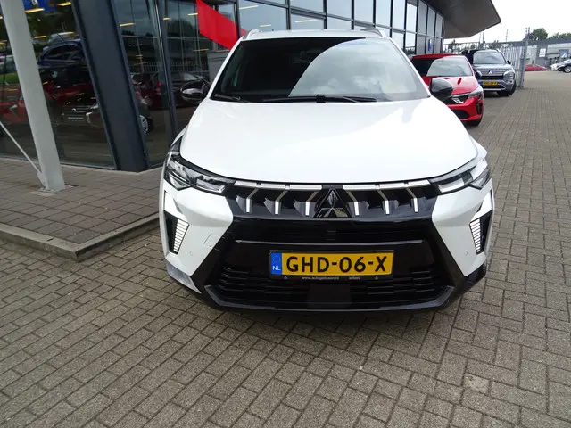 Mitsubishi ASX 1.3 DI-T Intense+ 2025 Hybride Benzine 11