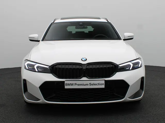 BMW 3 Serie Touring 318i 2024 Benzine 3