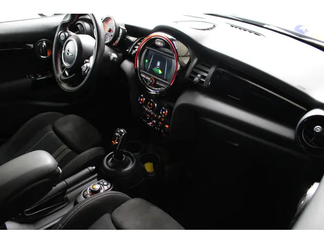 MINI Cooper Mini 1.5 Automaat JCW Pakket 2019 Benzine 6