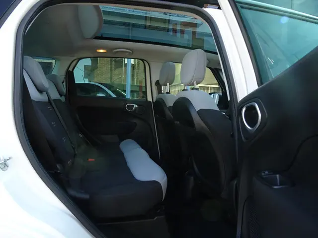 Fiat 500L 0.9 TwinAir Easy 2013 Benzine 10