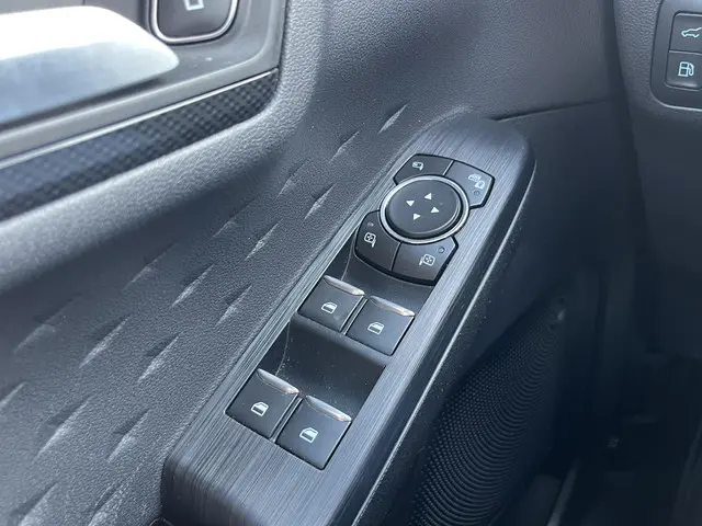 Ford Kuga 2.5 PHEV ST-Line X 2021 Hybride Benzine 30