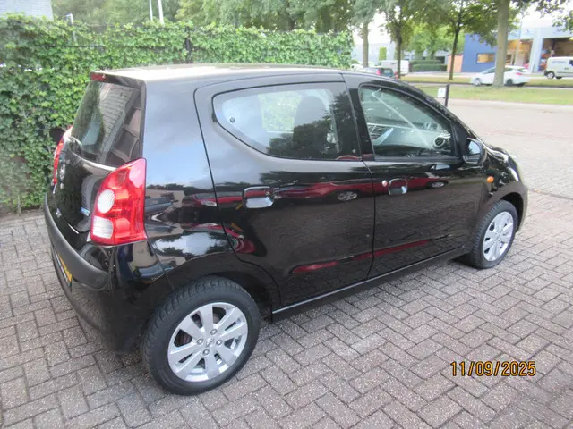 Nissan Pixo 1.0 Look 2013 Benzine 6