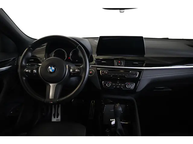 BMW X2 xDrive25e 2021 Hybride Benzine 10
