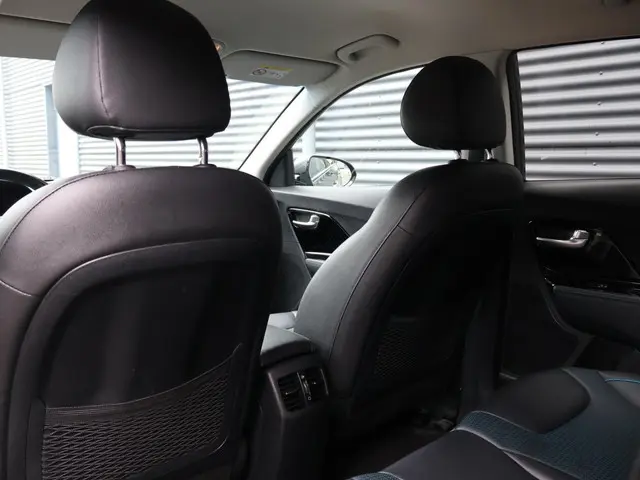 Kia e-Niro ExecutiveLine 64 kWh 2019 Elektrisch 26