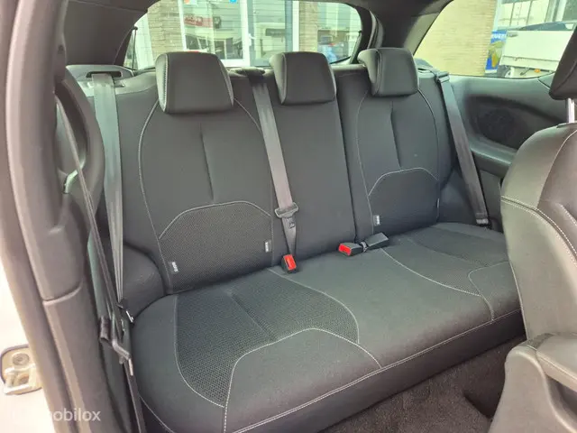 Citroën DS3 1.2 PureTech So Chic 2015 Benzine 8