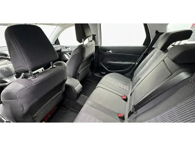 Peugeot 308 SW 1.2 PureTech GT-line 2018 Benzine 8