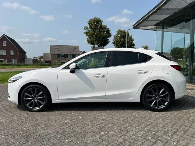 Mazda 3 2.0 SkyActiv-G 120 TS+ 2017 Benzine 5