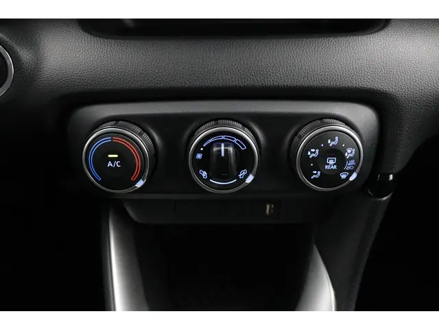 Toyota Yaris 1.5 VVT-i Dynamic 2021 Benzine 7