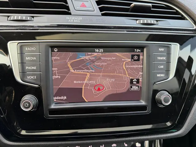 Volkswagen Touran 2.0 TDI SCR Highline 2016 Diesel 34