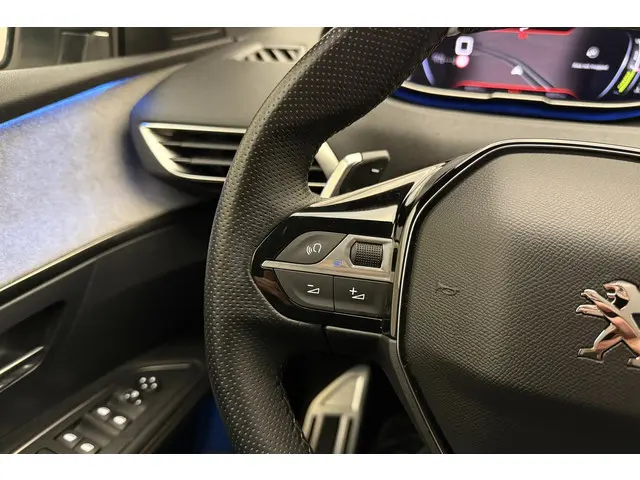 Peugeot 3008 1.2 Hybrid GT 2024 Hybride Benzine 31