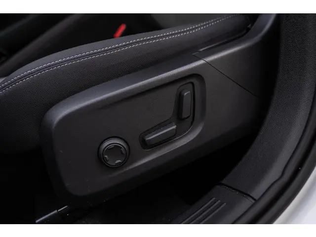 Volvo XC40 Plug-in Hybrid T5 Core 2023 Hybride Benzine 22