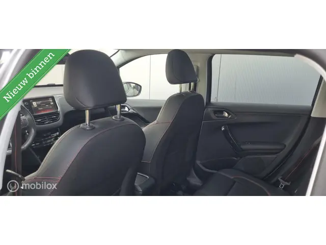 Peugeot 2008 1.2 PureTech GT-line 2017 Benzine 18