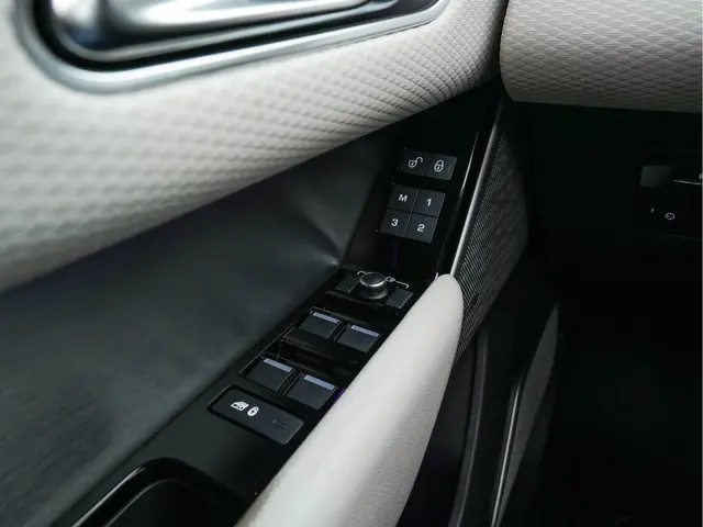 Land Rover Range Rover Velar 3.0 V6 AWD HSE 2017 Diesel 21